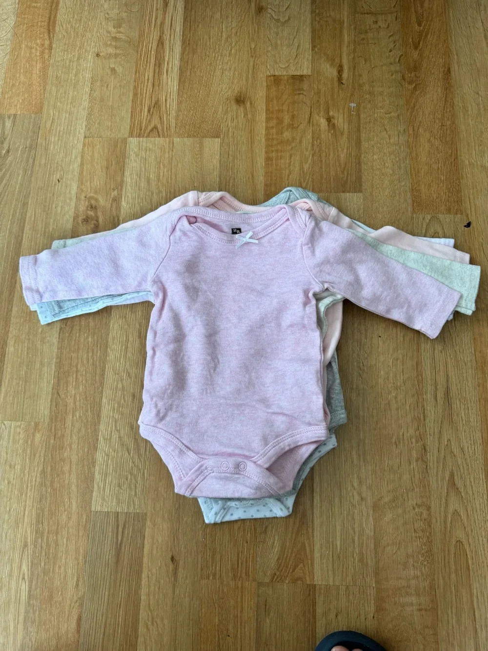 10 Long-Sleeve One-Piece Bodysuit